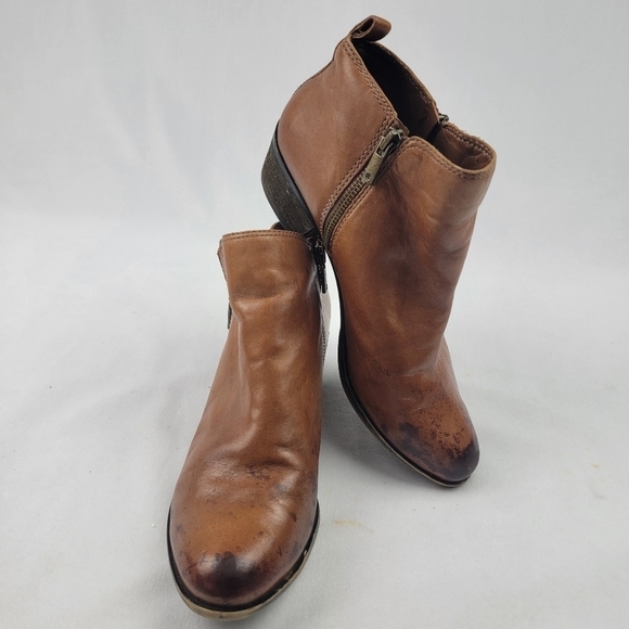 Lucky Brand LK-Basel tan genuine leather zip up ankle booties - Picture 2 of 9